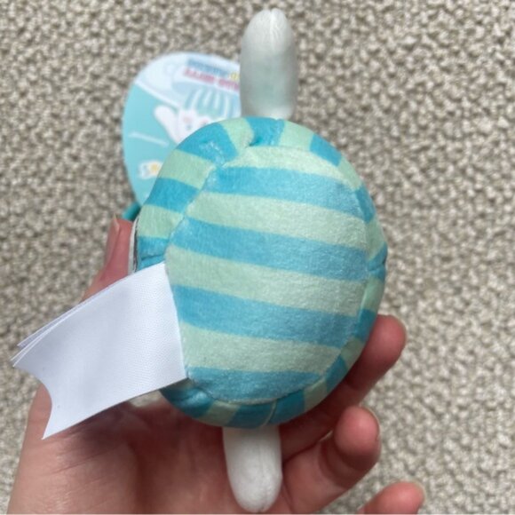 NWT Sanrio Hello Kitty CINNAMOROLL Ice Cream Plush Clip Keychain 3.5” RARE NEW - Picture 4 of 4